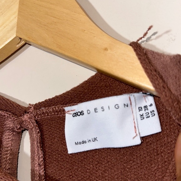 ASOS Design Washed Loop Back SweatJogger Romper - Picture 6 of 7